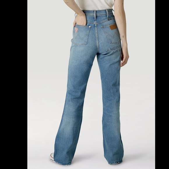 WRANGLER X FENDER WESTWARD ROCKSTAR SOUVENIR JEAN IN WORN INDIGO - Picture 4 of 9